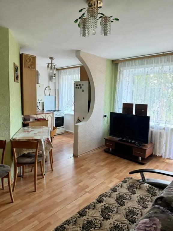 Квартира Трехкомнатная - главное фото