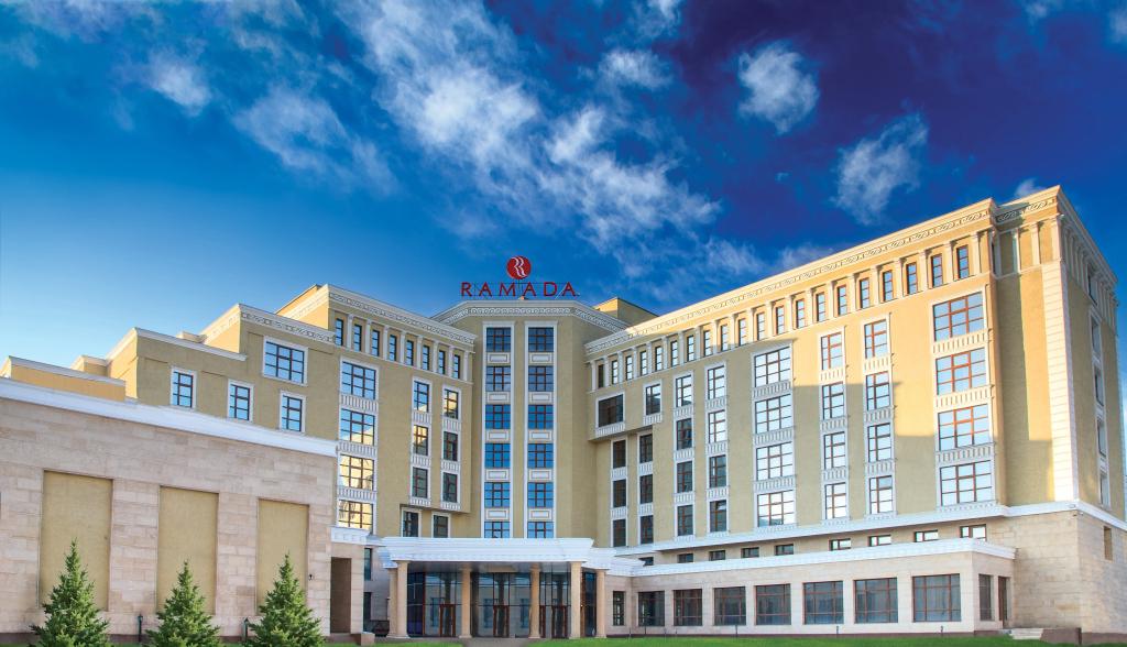 Отель Ramada by Wyndham Almaty - главное фото