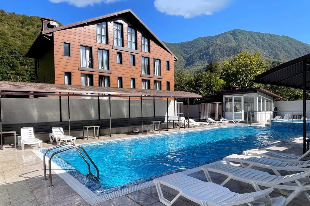 Отель Горная Кадриль - главное фото