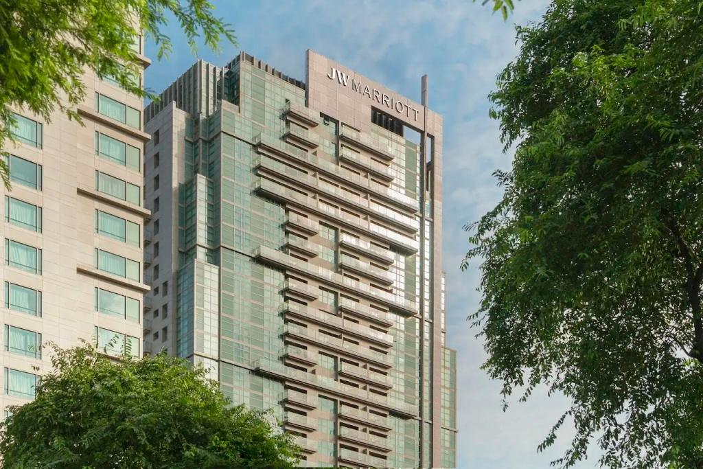 Отель JW Marriott Hotel & Suites Saigon - главное фото