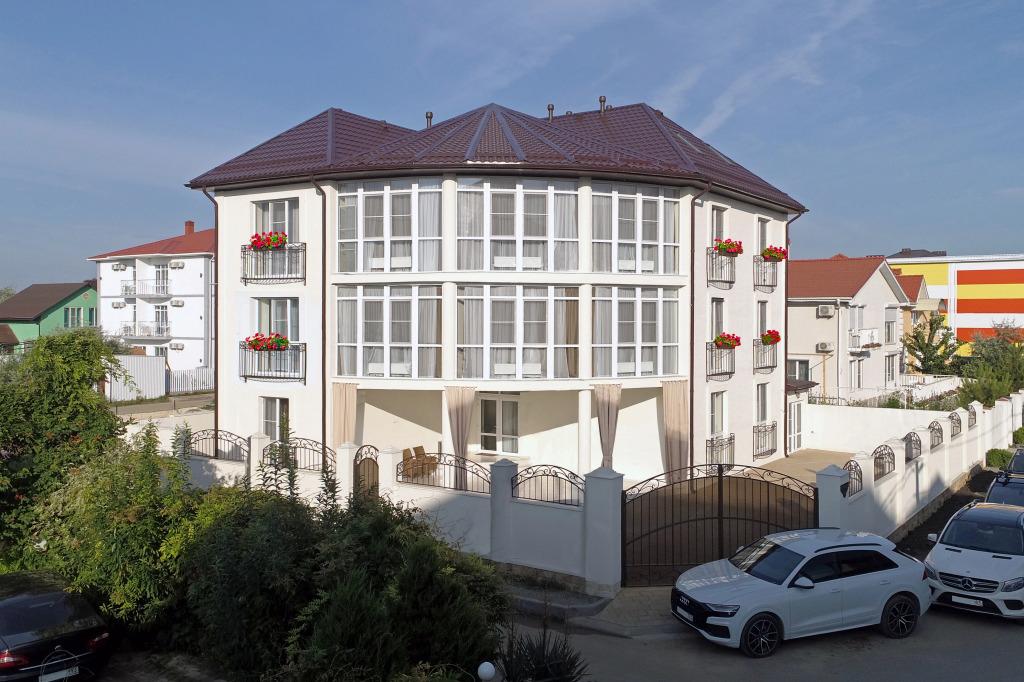 Гостевой дом Белая дача в Пересыпи - главное фото