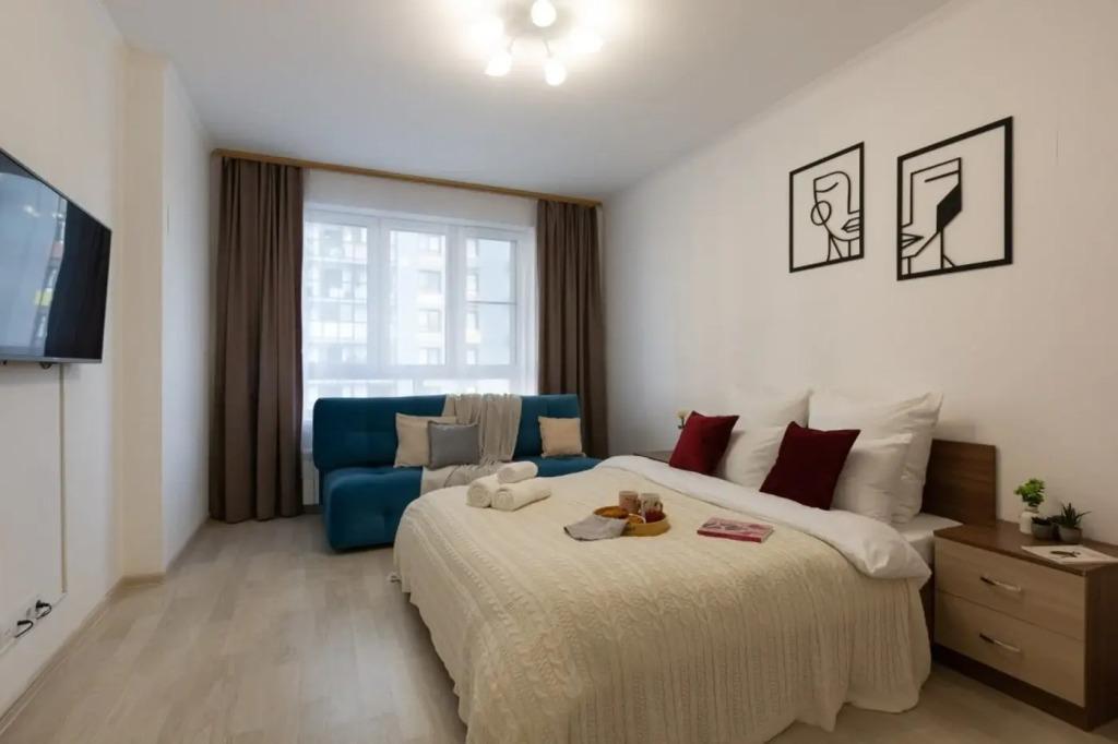 Апартаменты 2комнатные с балконом и с видом на Георгиевский проспект - главное фото