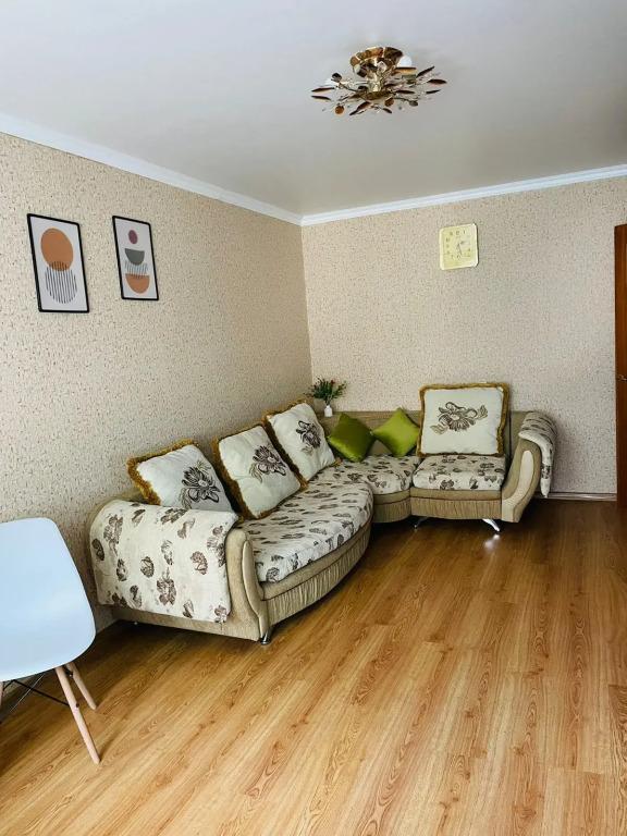 Квартира в центре Александровского - главное фото