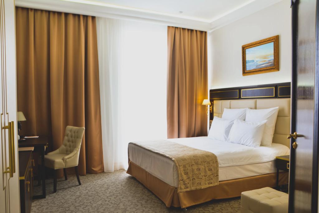 7 Avenue Hotel & SPA - главное фото