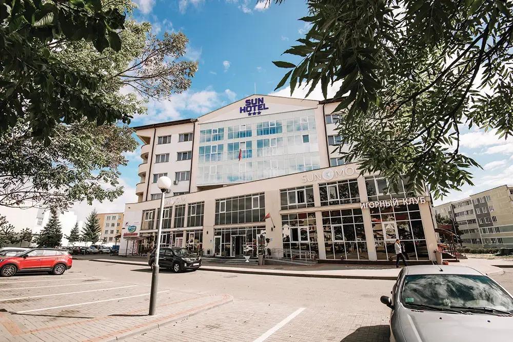 Sun Hotel - главное фото