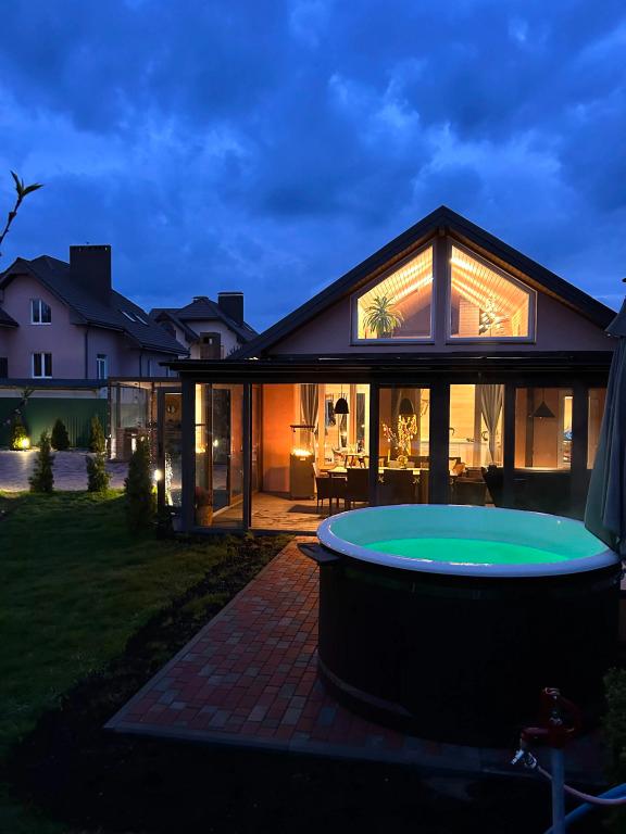 Частный дом Тихая Гавань - главное фото