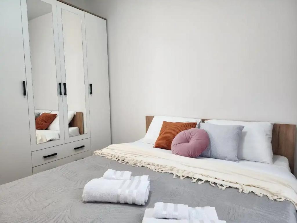 Квартира Евродвушка Majoris рядом с метро Братиславская - главное фото