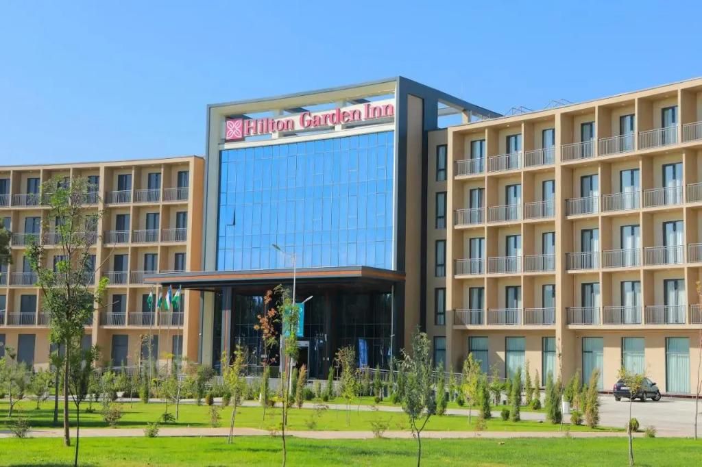 Отель Hilton Garden Inn Termez Airitom - главное фото
