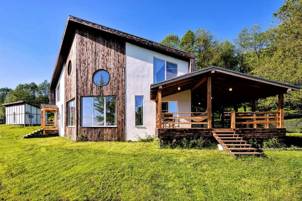 Частный Дом на Реке Green Place House - главное фото