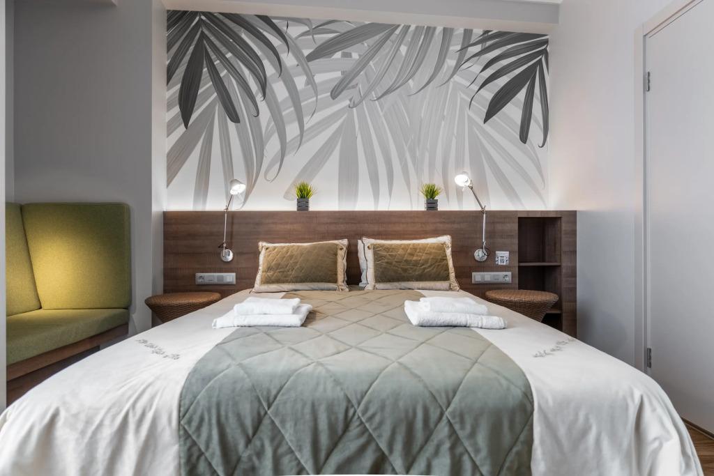 Апартаменты Дизайнерские с бассейном и морем вместимостью от 1 до 3 гостей от собственника - главное фото