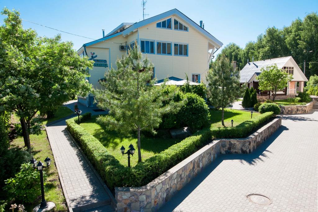 Гостиница Околица - главное фото