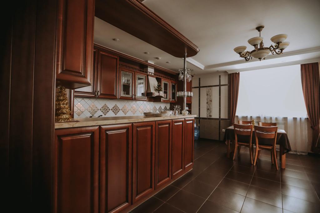 Отель Михеев - главное фото