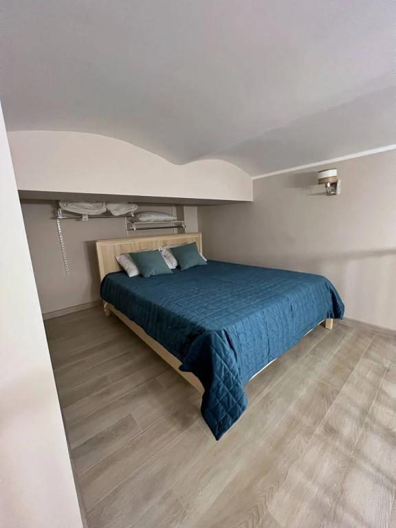 Двухуровневые апартаменты Aurora у метро Бауманская - главное фото