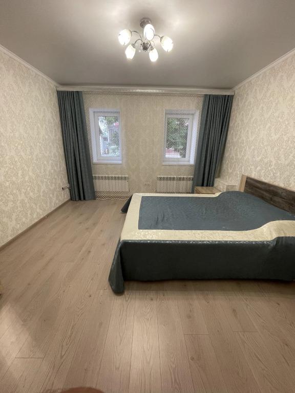 Частный  Дом в Центре - главное фото