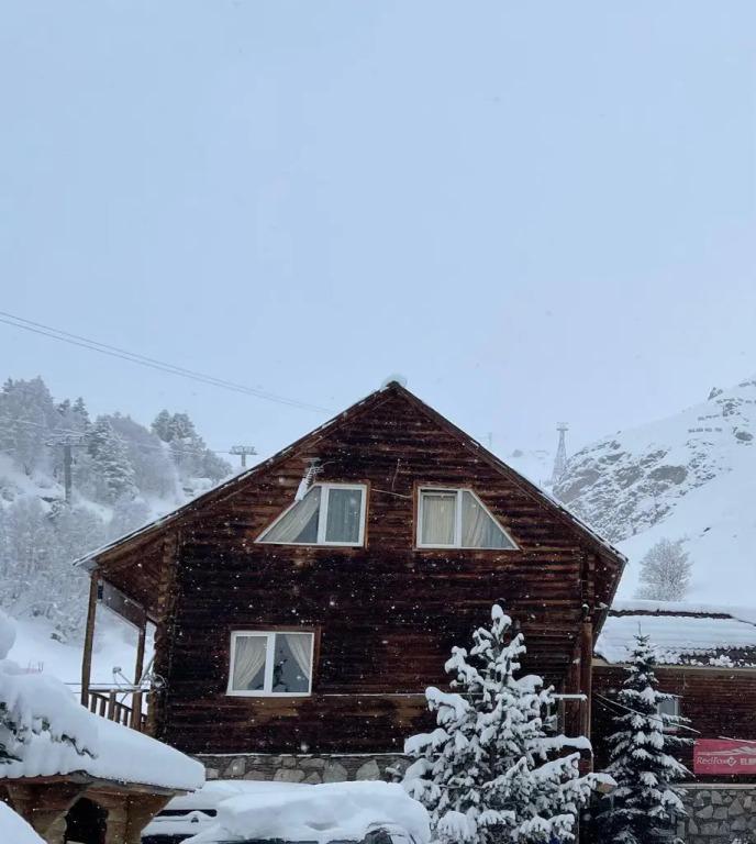 Отель Вершина - главное фото