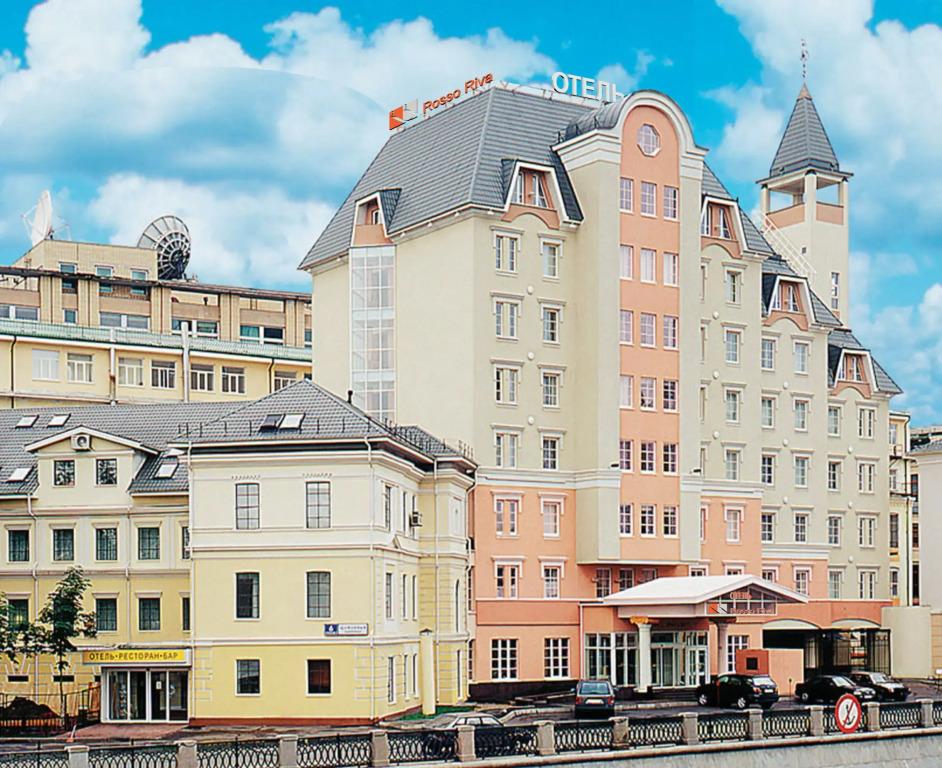 Отель Россо Рива - главное фото