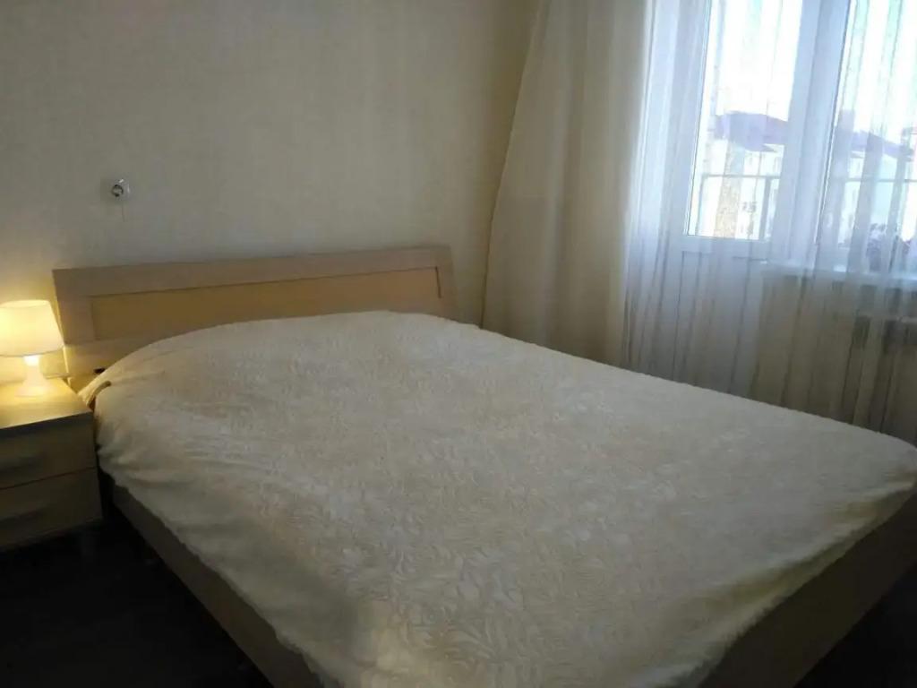 Квартира Двухкомнатная рядом с монастырем - главное фото