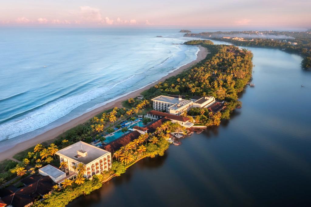 Курортный Отель NH Bentota Ceysands - главное фото