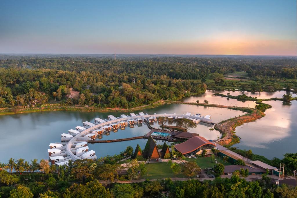 Курортный отель Bolagala Agro Floating Resort - главное фото