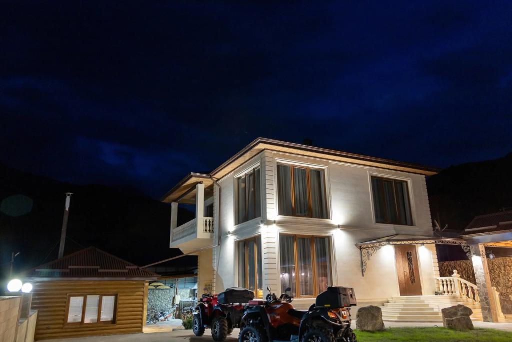 Частный Дом в Горах с Бассейном - главное фото