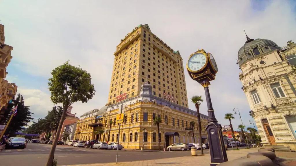 Wyndham Batumi Hotel - главное фото