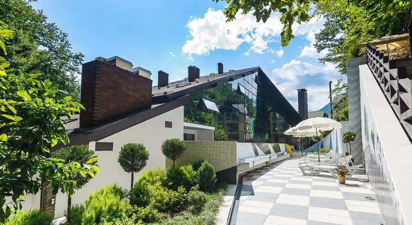 Отель Villa Ariana - главное фото