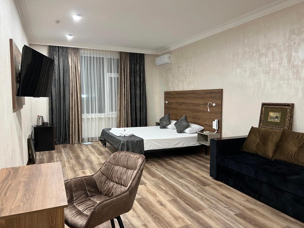 Отель GALEON - главное фото