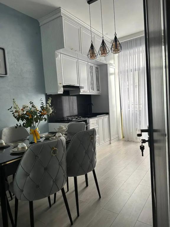 Апартаменты Дуплекс в центре Ташкента - главное фото