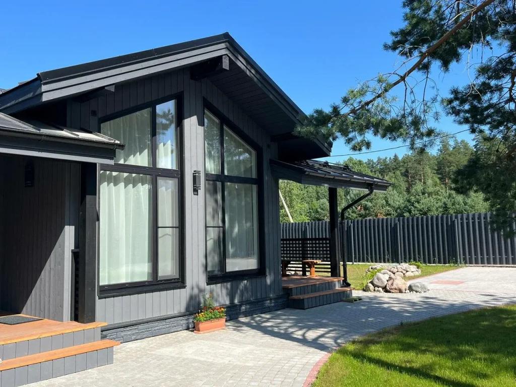 Частный дом На Александровской 10 - главное фото