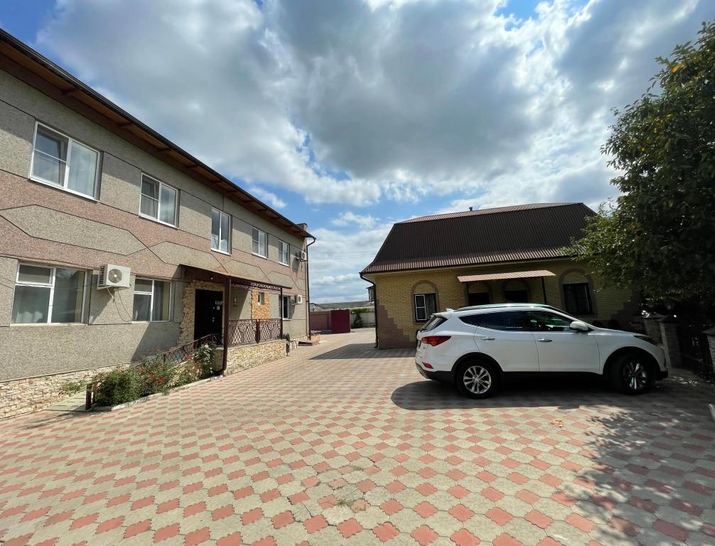 Отель Вираж - главное фото