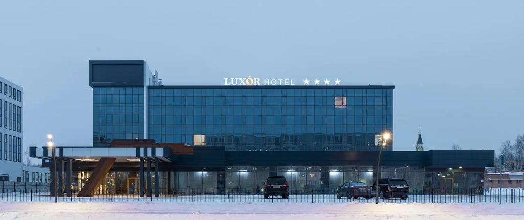 Отель Luxor - главное фото