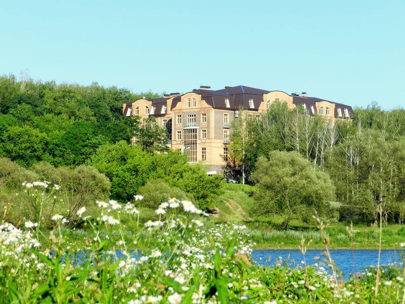 Гостиница Роща невест - главное фото