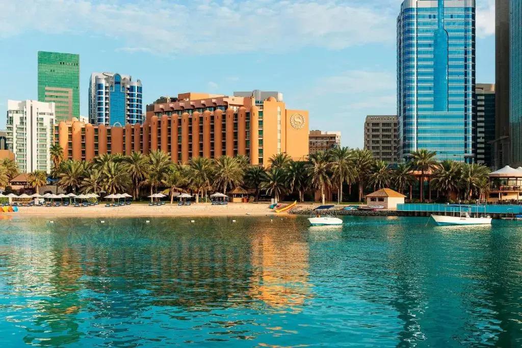 Sheraton Abu Dhabi Hotel & Resort - главное фото