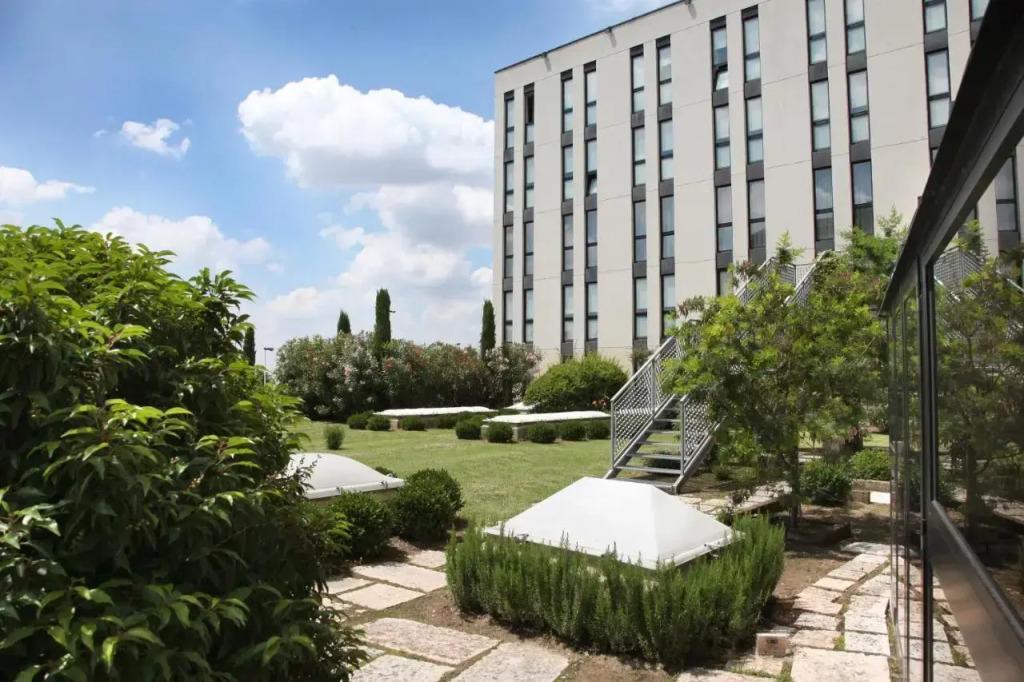 Hotel Maxim - главное фото