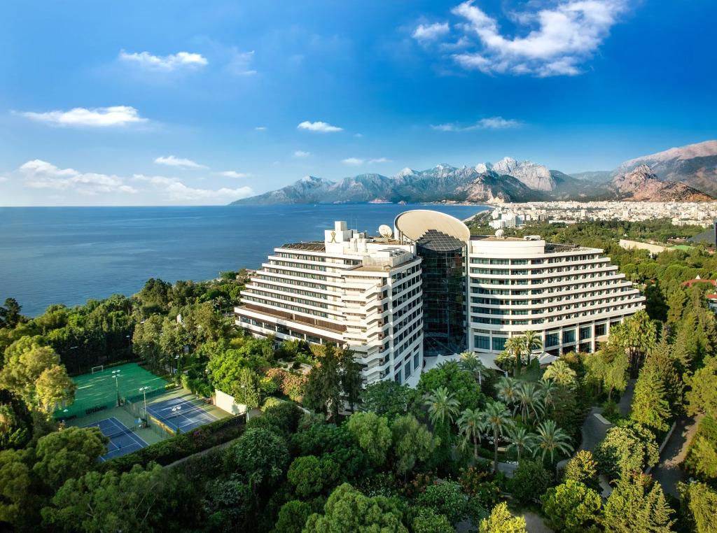 Rixos Downtown Antalya All Inclusive - The Land of Legends Access - главное фото