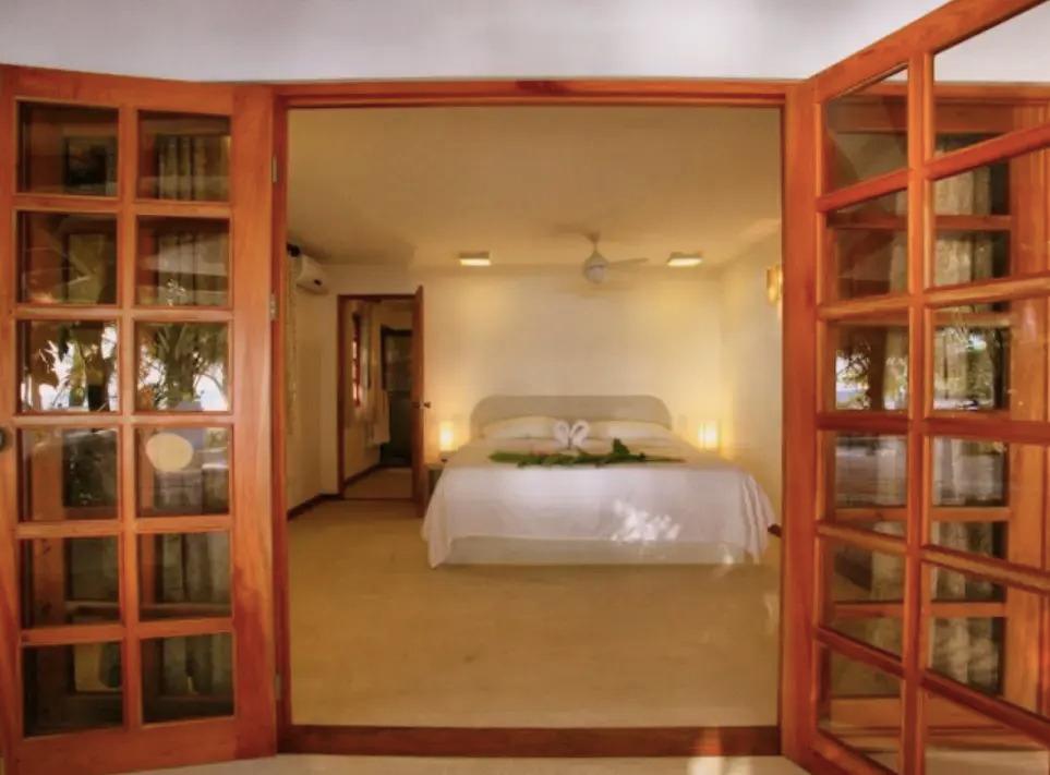 Hotel Tropico Latino - главное фото