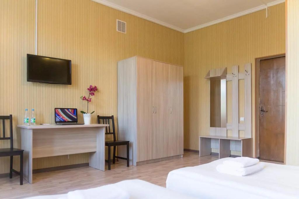 Парк-Отель Май - главное фото