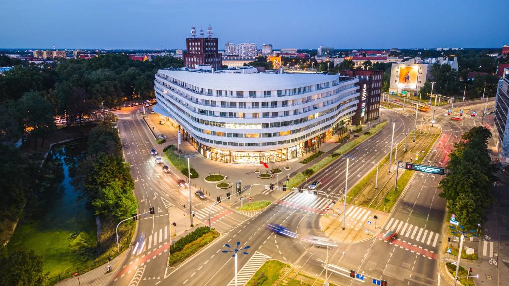 DoubleTree by Hilton Hotel Wroclaw - главное фото