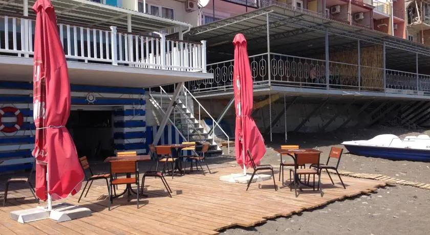 Отель Возле Моря 35 Меридиан - главное фото