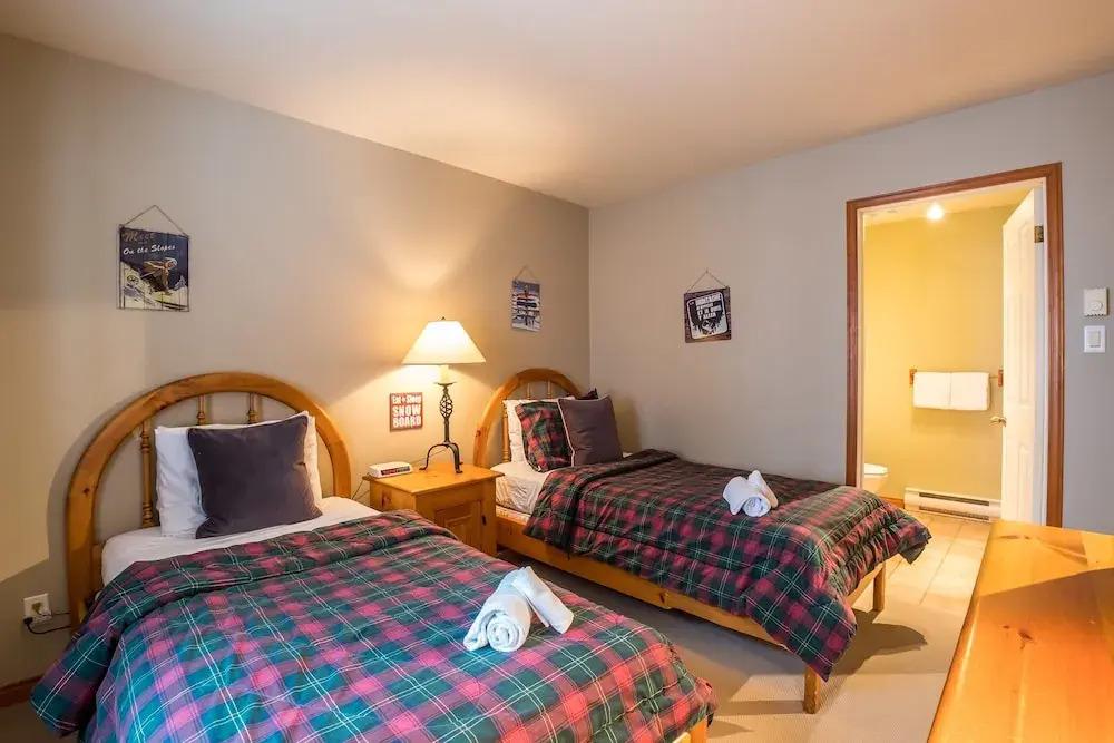 Pinoteau - главное фото