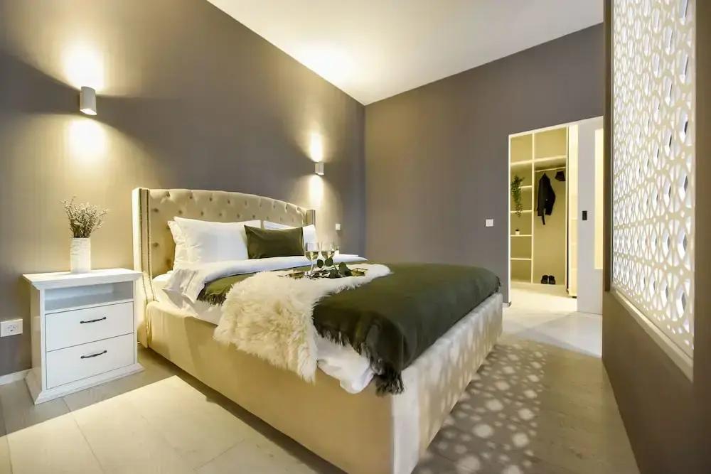 Sala Palatului Apt - главное фото
