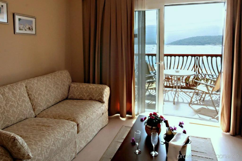 Mi Casa Beach Hotel - главное фото