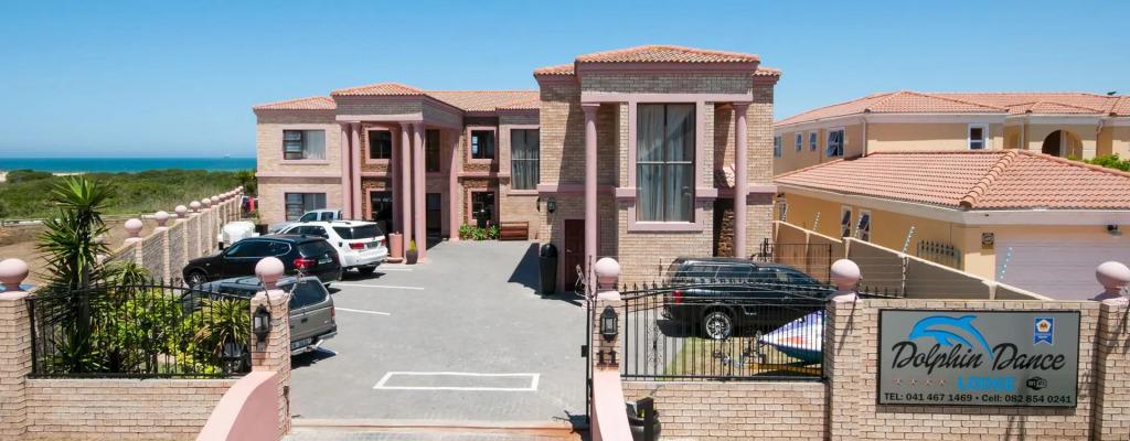 Dolphin Dance Lodge - главное фото