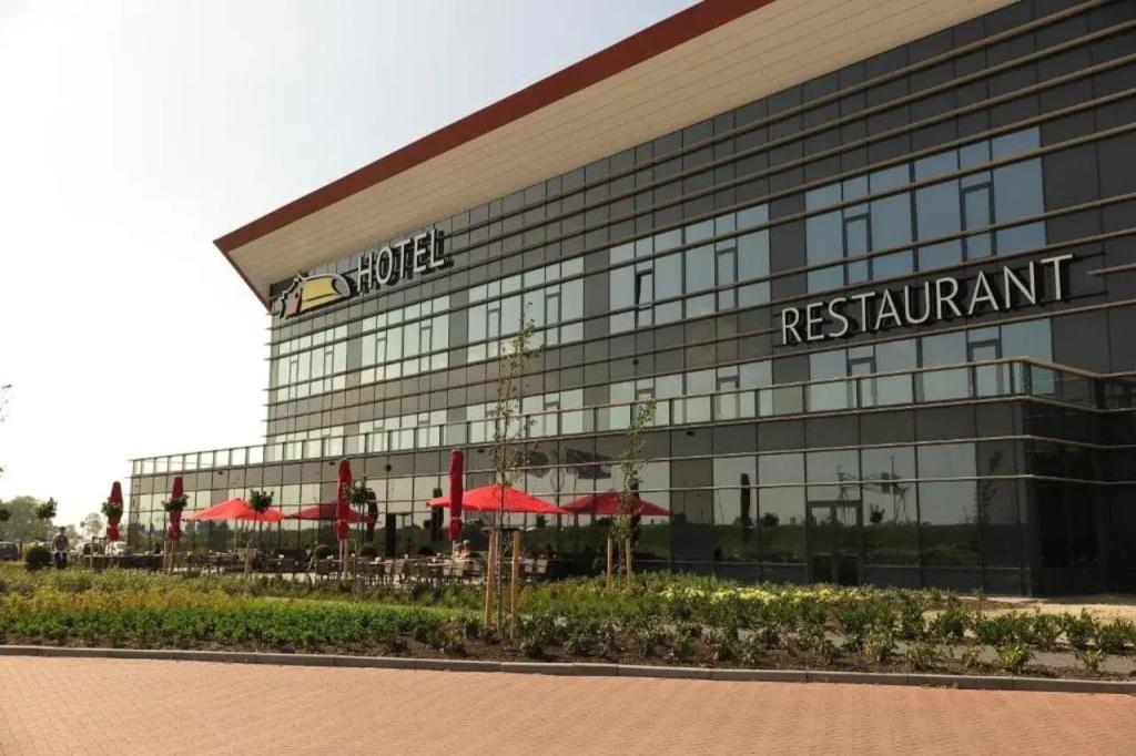 Van der Valk Hotel Leeuwarden - главное фото