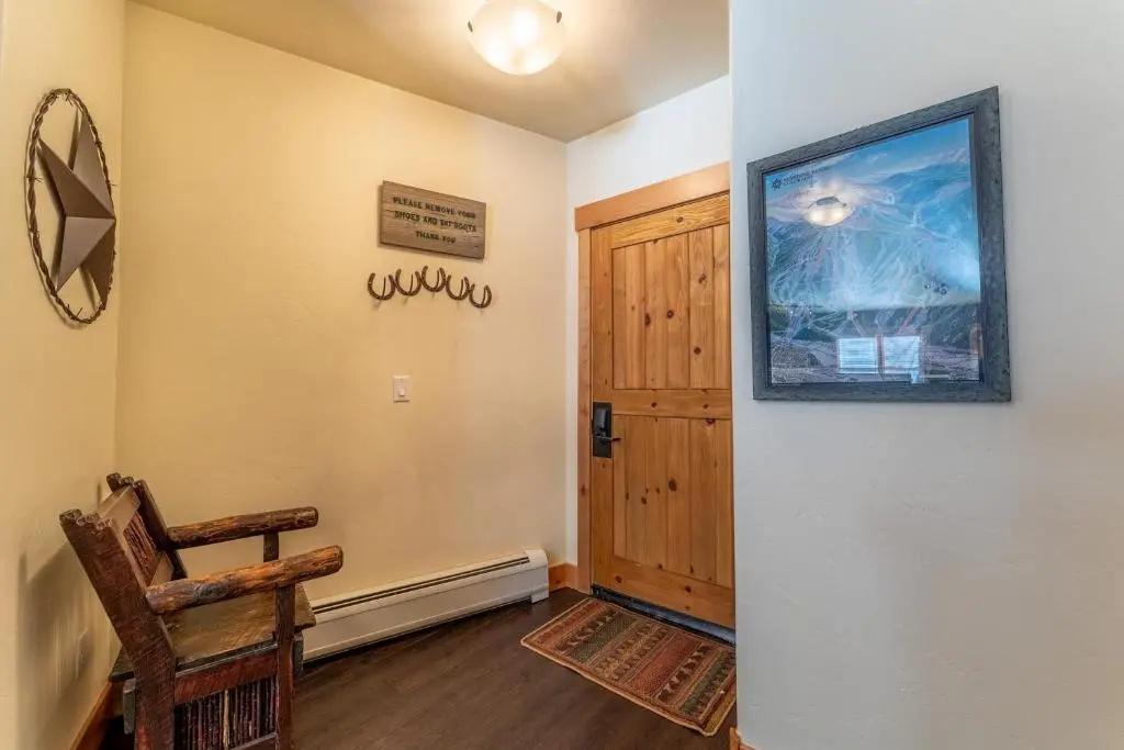 Tenderfoot Lodge by Summit County Mountain Retreats - главное фото