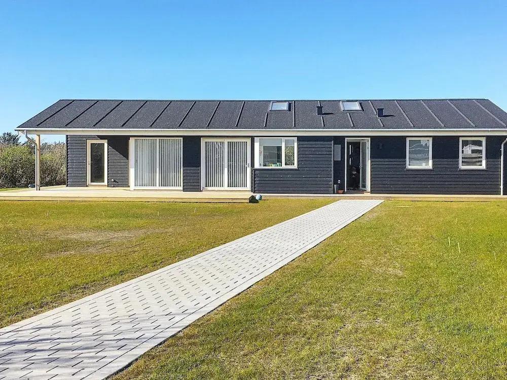 Captivating Holiday Home in Pandrup With Whirlpool - главное фото