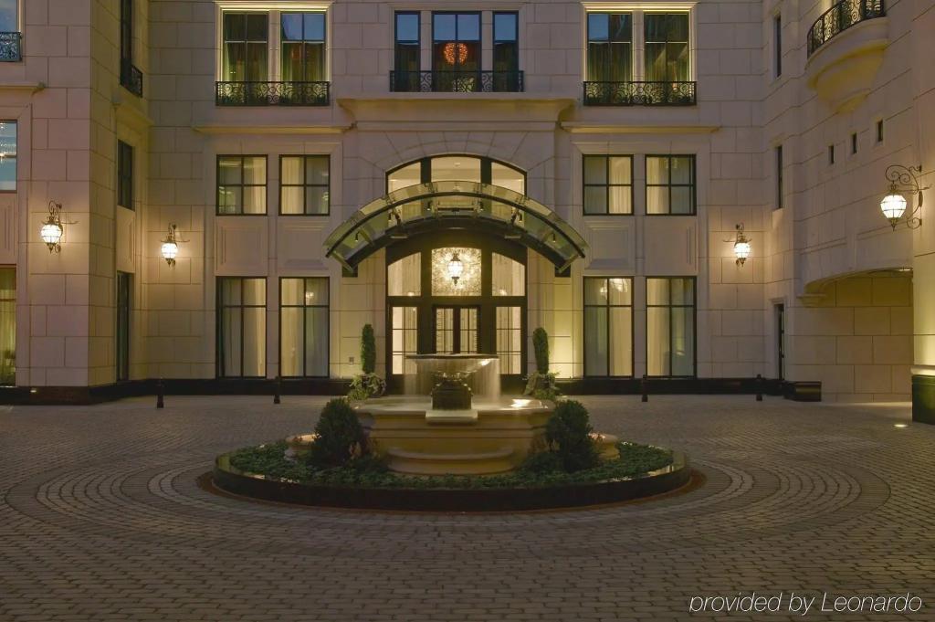 Waldorf Astoria Chicago - главное фото