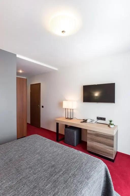 Simpatija Hotel - главное фото