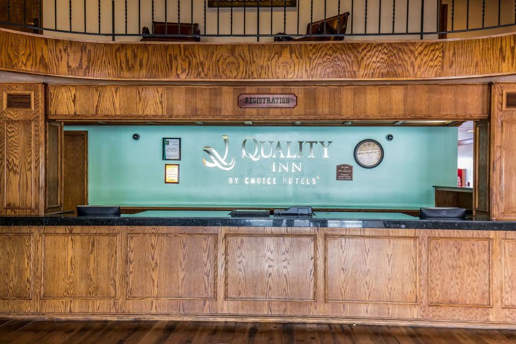 Quality Inn Evanston near Wyoming Downs - главное фото