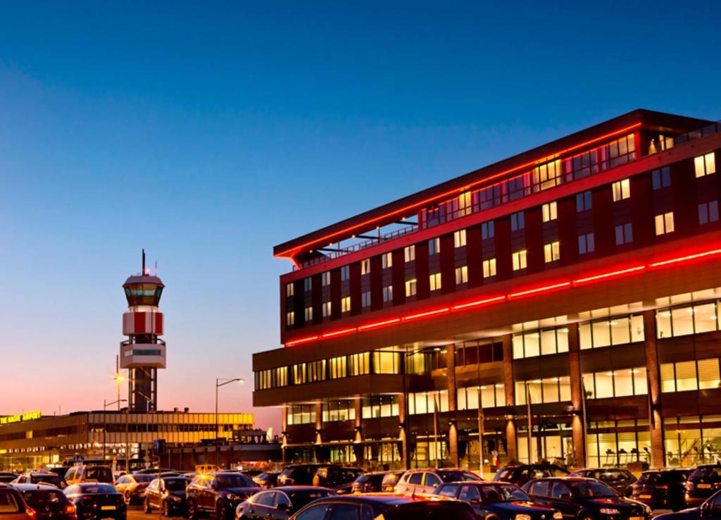 Fletcher Hotel-Restaurant Wings-Rotterdam - главное фото